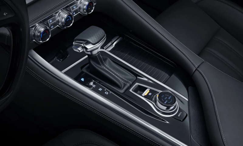 Автомобиль Changan Cs95 — 9