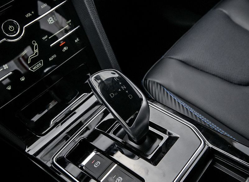 Новый автомобиль Venucia D60 ev — 11