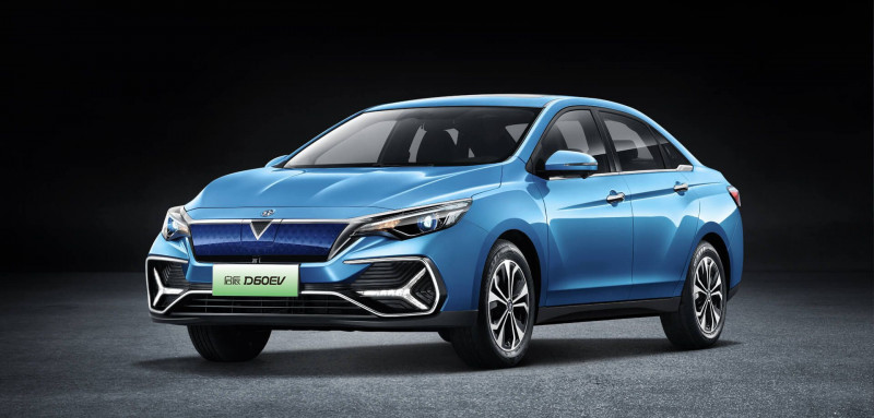 Новый автомобиль Venucia D60 ev — 6