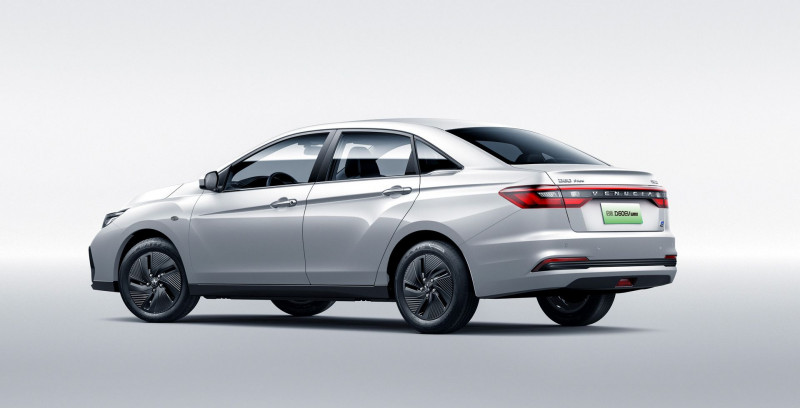 Новый автомобиль Venucia D60 ev plus — 4