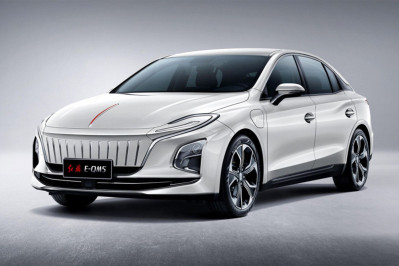Новый автомобиль Hongqi E-qm5