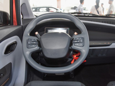 Новый автомобиль Baojun E200