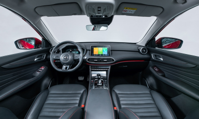 Автомобиль Mg Ehs