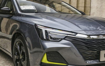 Автомобиль Roewe Ei6 max