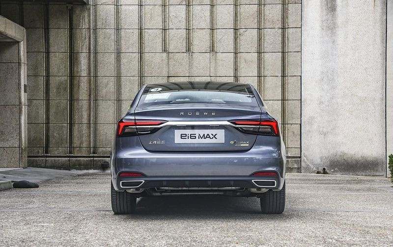 Автомобиль Roewe Ei6 max — 8