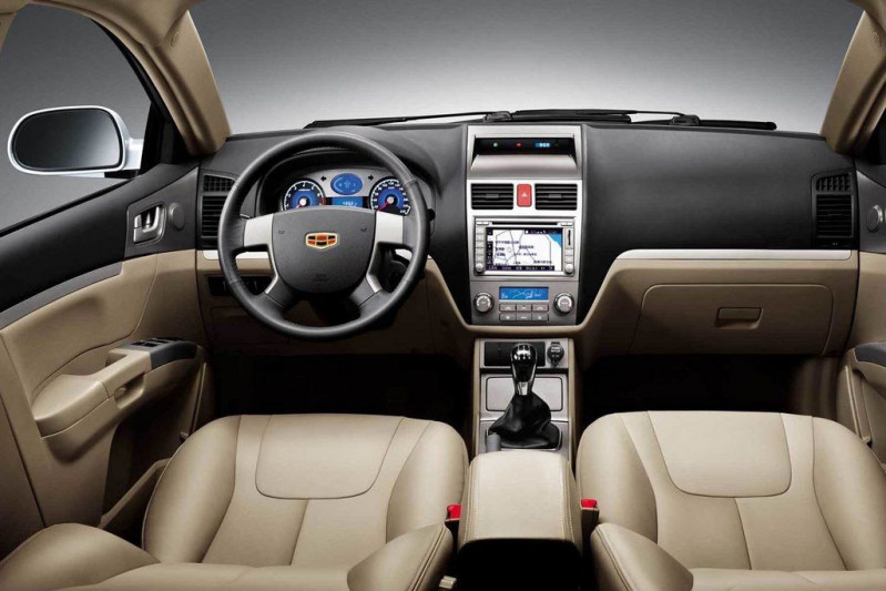 Автомобиль Geely Emgrand ec7 — 12