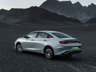 Новый автомобиль Geely Emgrand l hip