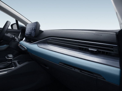 Новый автомобиль Geely Emgrand s