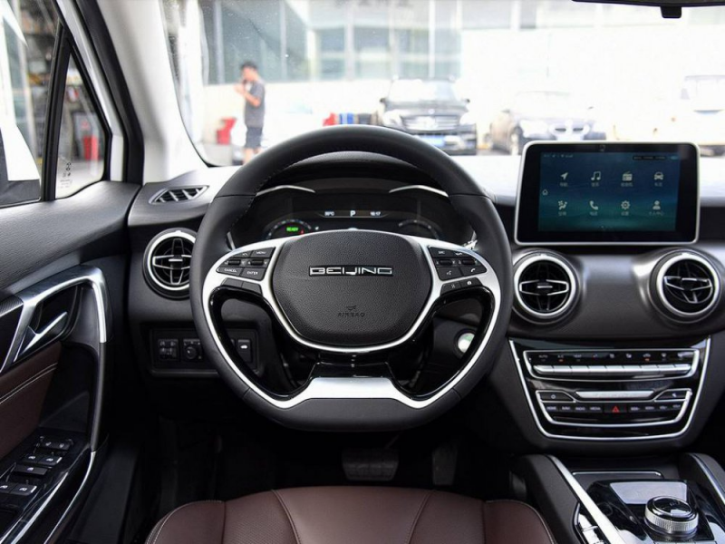 Автомобиль Baic group ес5 — 10