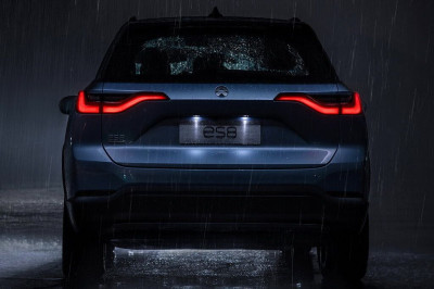 Новый автомобиль Nio Es8