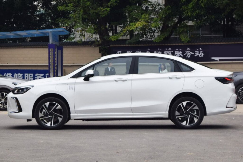 Новый автомобиль Baic group Eu5 plus — 3
