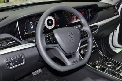 Новый автомобиль Dorcen G60s