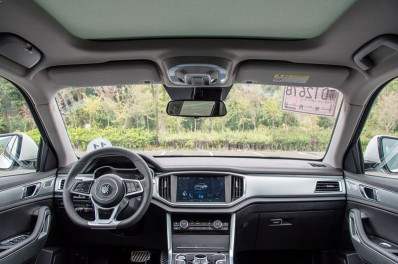 Новый автомобиль Dorcen G70s