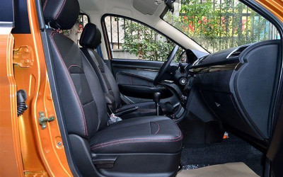 Автомобиль Dongfeng Glory 360