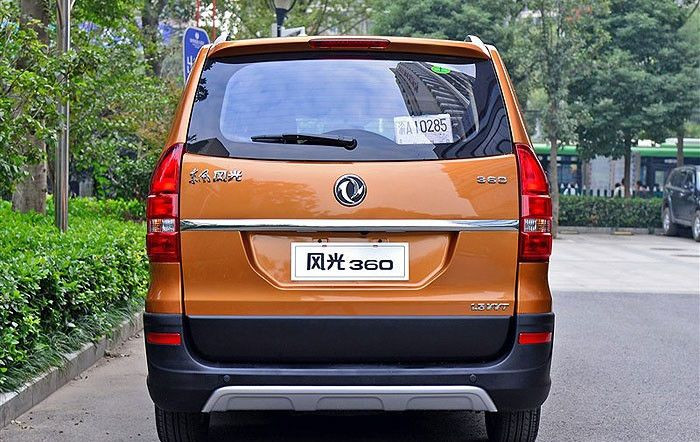 Автомобиль Dongfeng Glory 360 — 5