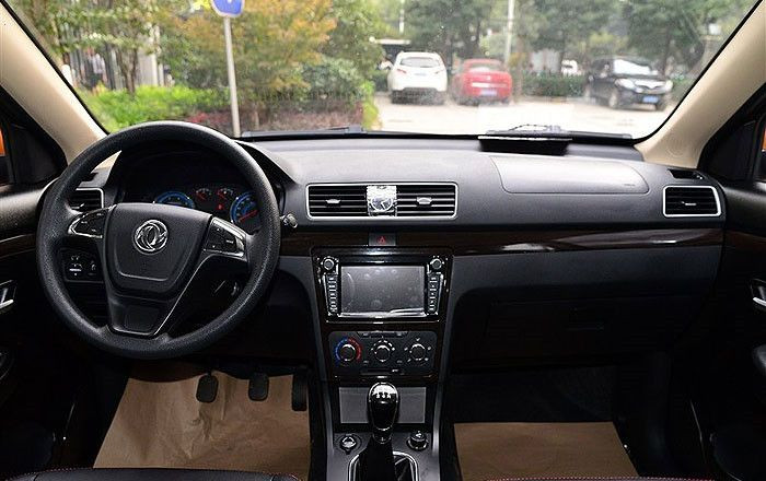 Автомобиль Dongfeng Glory 360 — 9