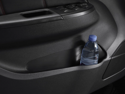 Автомобиль Dongfeng Glory 370