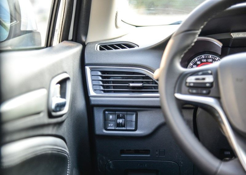 Автомобиль Brilliance auto H3 — 6