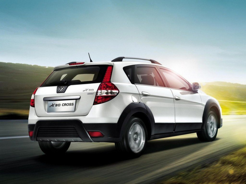 Автомобиль Dongfeng H30 cross — 3