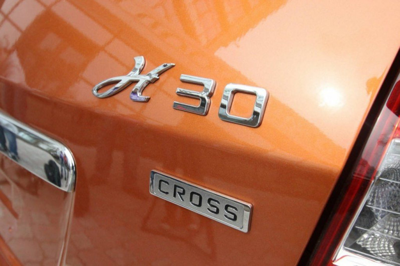 Автомобиль Dongfeng H30 cross — 5