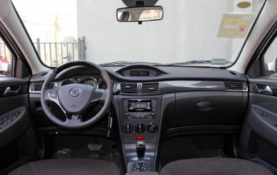 Автомобиль Dongfeng H30 cross