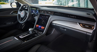 Новый автомобиль Hongqi H5