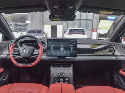 Новый автомобиль Byd Han phev