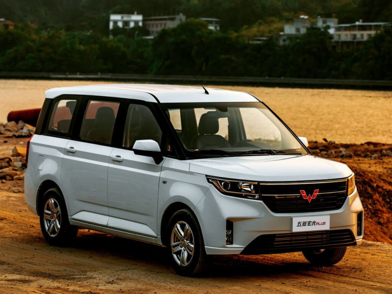 Новый автомобиль Wuling Hongguang plus — 12