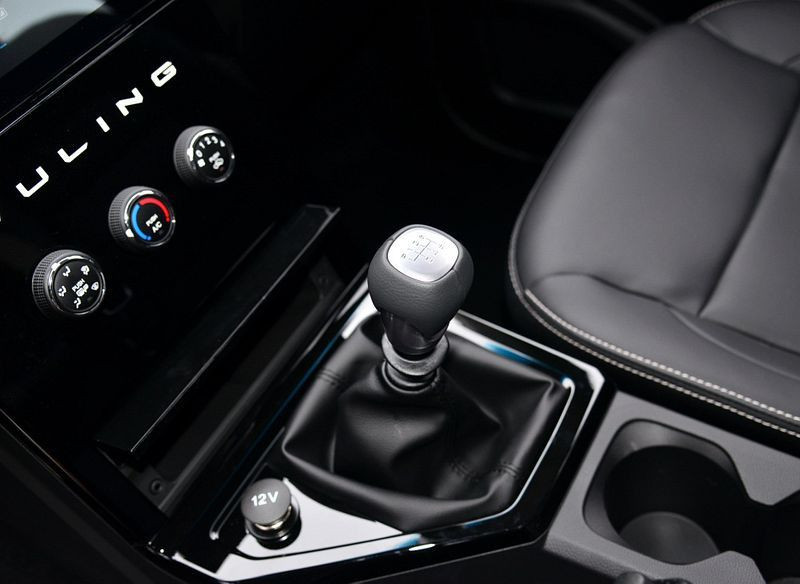 Новый автомобиль Wuling Hongguang plus — 6