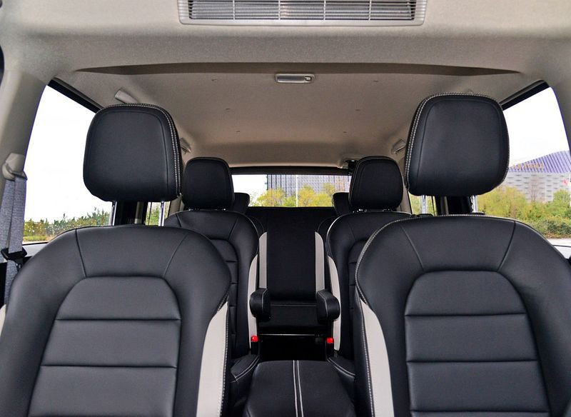 Новый автомобиль Wuling Hongguang plus — 7