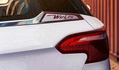 Новый автомобиль Wuling Hongguang s3