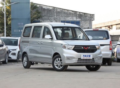 Новый автомобиль Wuling Hongguang v