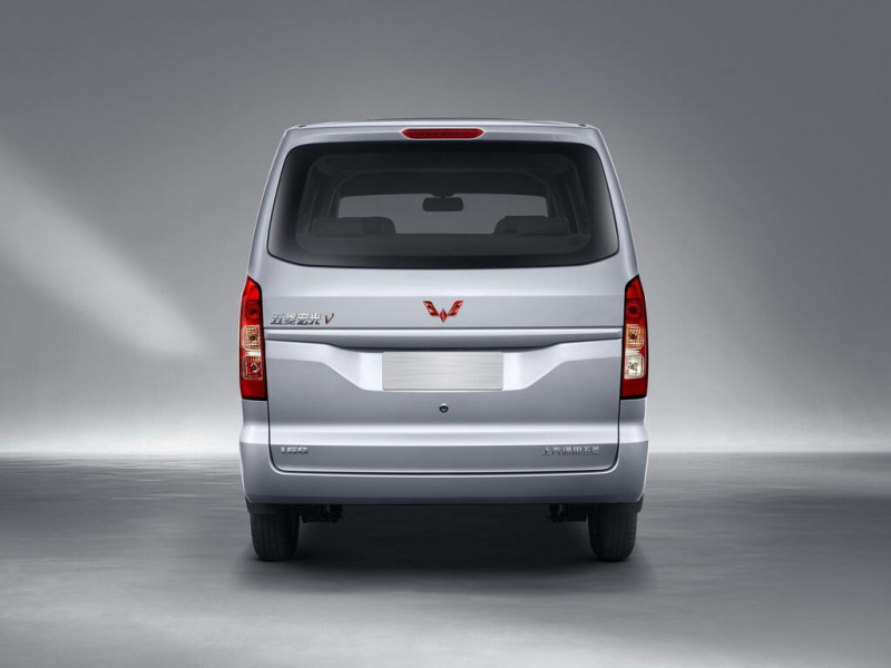 Новый автомобиль Wuling Hongguang v — 17
