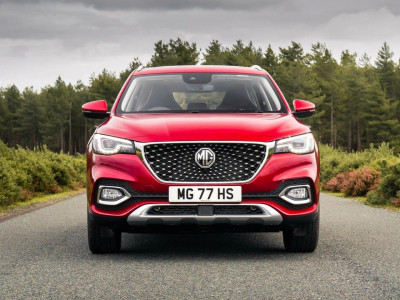 Автомобиль Mg Hs