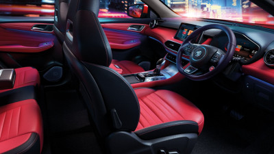 Автомобиль Mg Hs