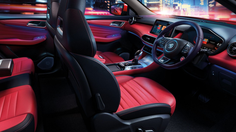 Автомобиль Mg Hs — 7