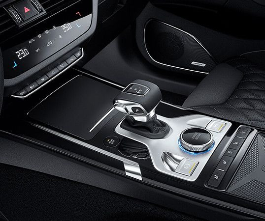 Новый автомобиль Hongqi Hs5 — 8