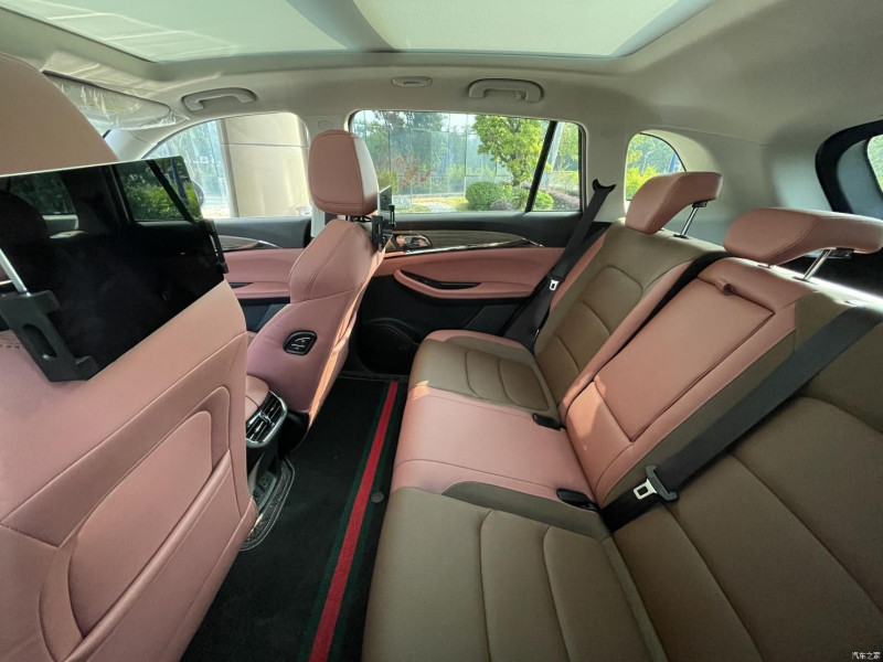 Новый автомобиль Skyworth Ht-i — 11