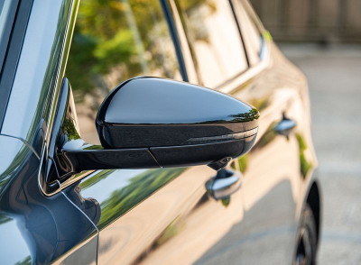 Автомобиль Roewe I6 max