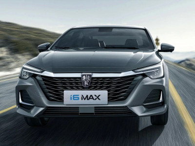 Автомобиль Roewe I6 max
