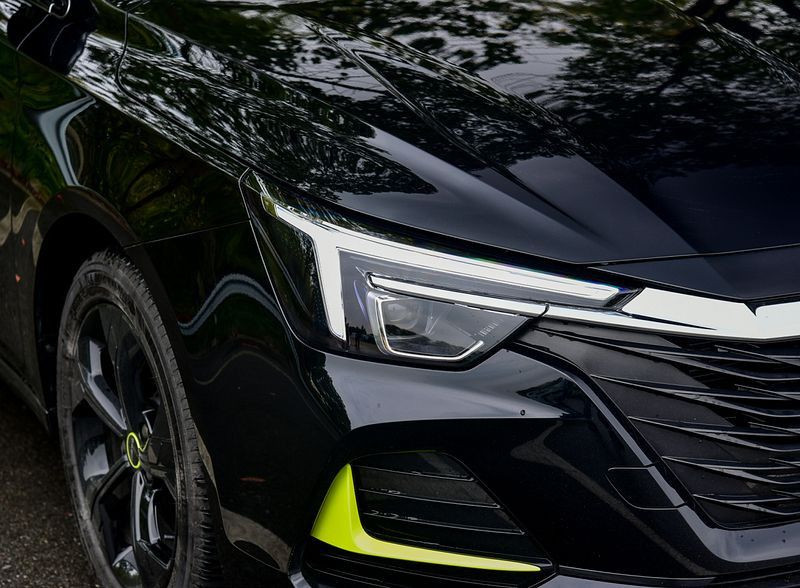 Новый автомобиль Roewe I6 max ev — 12