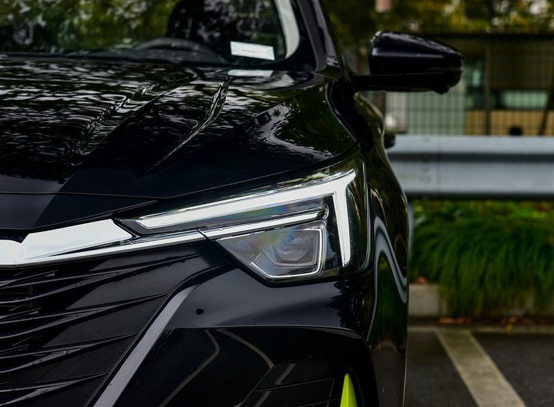 Новый автомобиль Roewe I6 max ev — 10