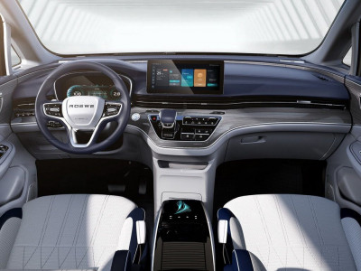 Новый автомобиль Roewe Imax8