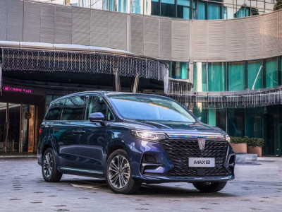 Новый автомобиль Roewe Imax8