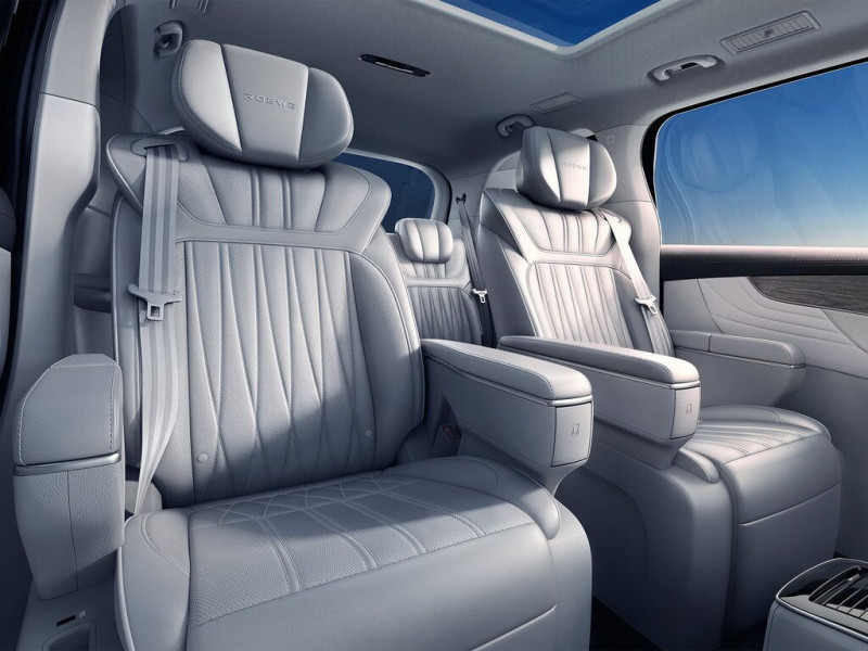 Новый автомобиль Roewe Imax8 ev — 14