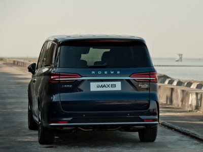 Новый автомобиль Roewe Imax8 ev