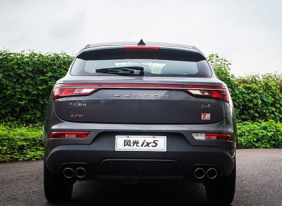 Автомобиль Dongfeng Ix5