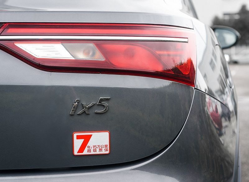 Автомобиль Dongfeng Ix5 — 19