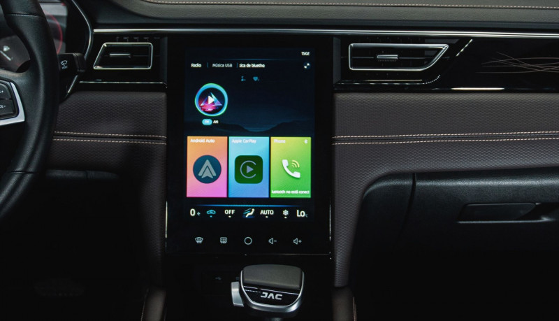 Новый автомобиль Jac J7 — 7