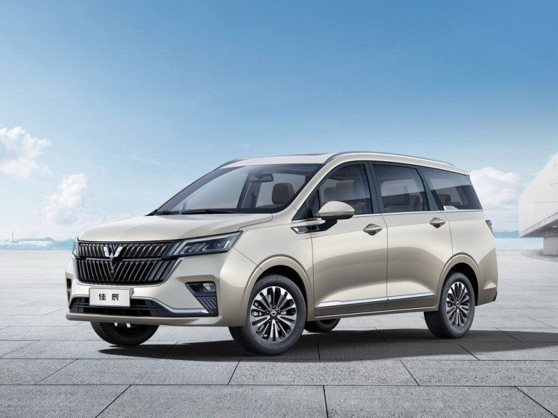 Новый автомобиль Wuling Jiachen — 3